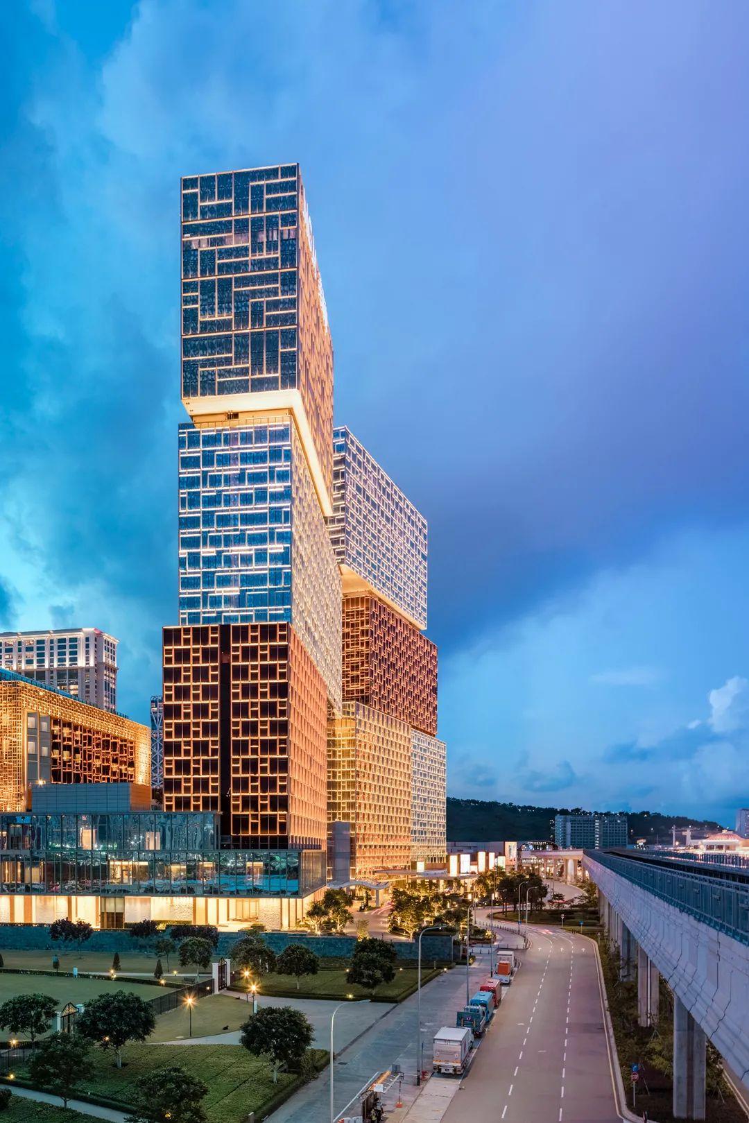 东方明珠·澳门传奇璀璨记